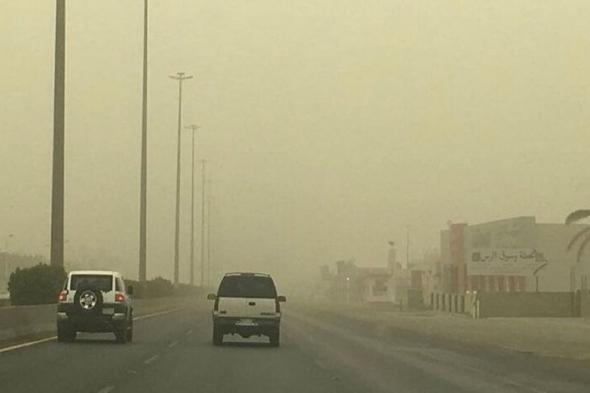 توقعات
الطقس
اليوم:
رياح
وغبار
على
عدة
مناطق 