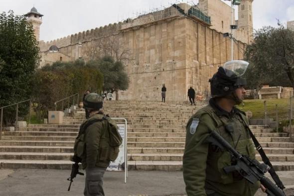 الأردن
يُدين
سحب
الاحتلال
صلاحيات
في
الحرم
الإبراهيمي
من
بلدية
الخليل