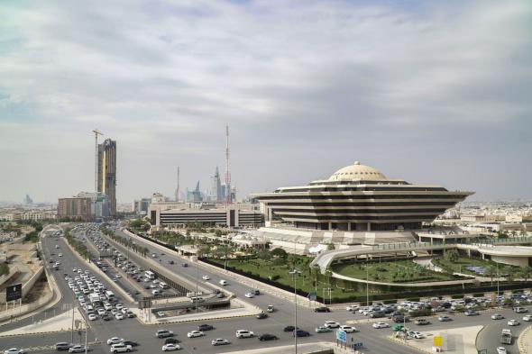 تنفيذ
حد
الحرابة
في
يمني
كون
تشكيلاً
عصابيًا
لسرقة
شركات
الصرافة