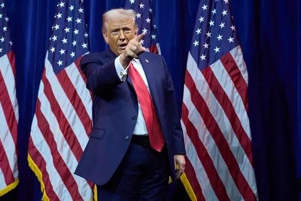 ترامب:
      نراقب
      "ورطة"
      إيران..
      وسنتولى
      أمر
      جرينلاند
      "ذوق
      أو
      عافية"