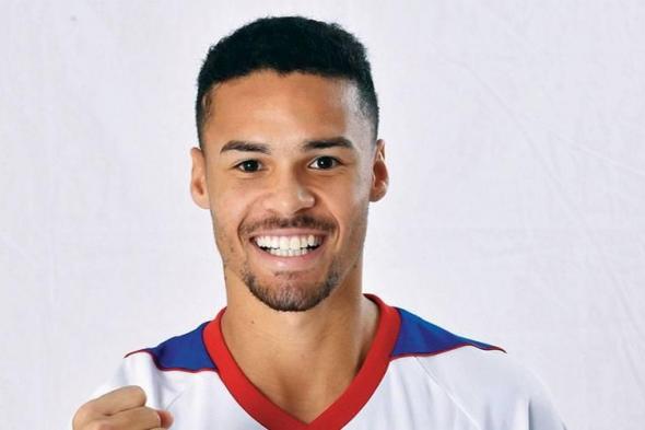 ميلوني
      ينتقل
      من
      الشارقة
      إلى
      الجزيرة