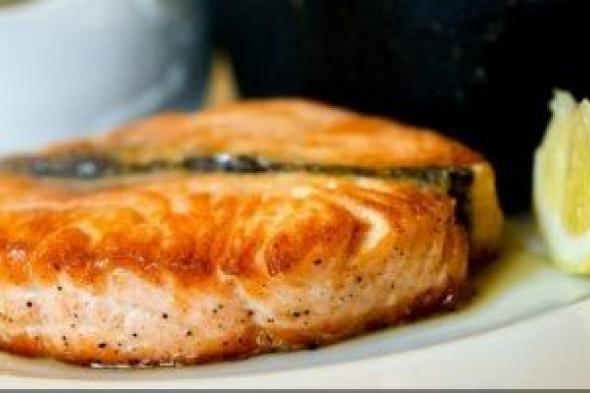 التوصيات
الغذائية
الأمريكية
الجديدة
توصى
بتناول
البروتين
والحليب
كامل
الدسم