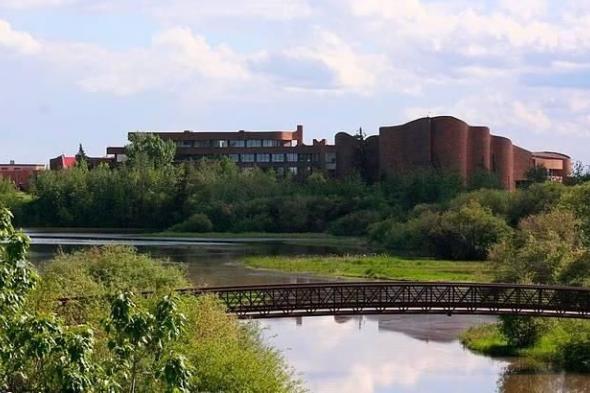 طفل
      يقاضي
      صديقه
      بسبب
      إصابة
      إصبعه