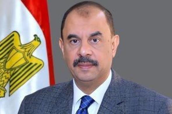 محافظ
سوهاج
يعلن
زيادة
الطاقة
التشغيلية
لمحطة
إكثار
الدواجن
70%