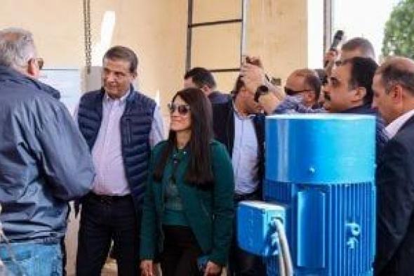 وزيرا
التخطيط
والزراعة
ومحافظ
أسوان
يفتتحون
محطة
الزهراء
للطاقة
الشمسية