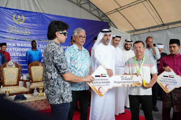الهلال الأحمر الإماراتي يدشن المرحلة الأخيرة لمشروع المنازل للمتضررين من الفيضانات في ماليزيا