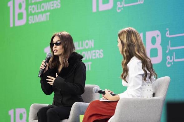 جلسة
      «اعترافات
      صانع
      محتوى»
      تستضيف
      كارين
      وازن
      اللبنانية