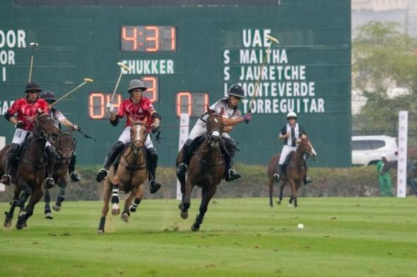 فوز
      عريض
      لـ
      «بنجاش»
      و«الحبتور»
      في
      كأس
      دبي
      الفضية