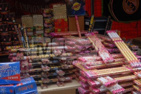 حجز
أكثر
من
3
ملايين
وحدة
من
المفرقعات
والألعاب
النارية
بقيمة
13
مليار
بالعاصمة