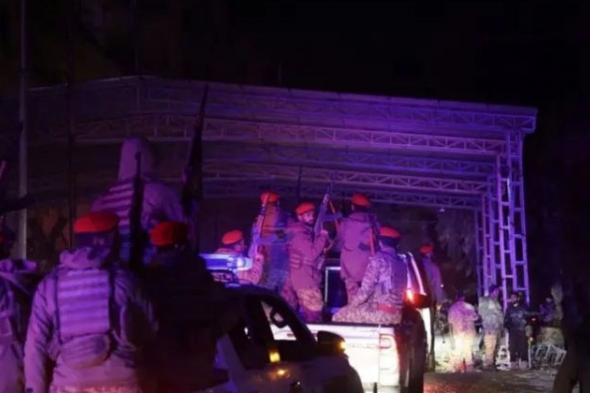 خروج
      آخر
      المقاتلين
      الأكراد
      من
      حلب
      السورية
      بعد
      اشتباكات
      دامية