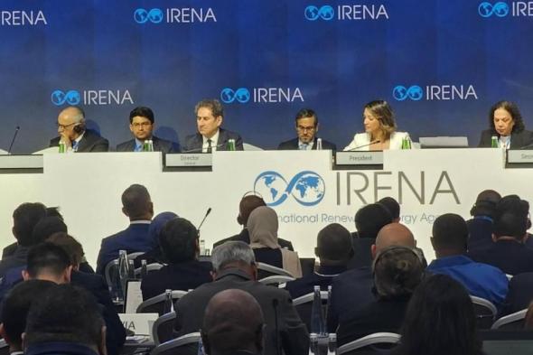 «آيرينا»:
      استثمارات
      الطاقة
      المتجددة
      ذات
      جدوى
      واقتصادية