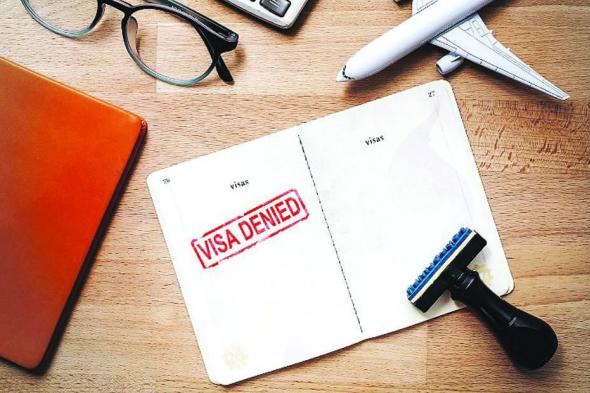 حجز
      التذاكر
      المؤقت..
      خيار
      اقتصادي
      أم
      مخاطرة
      برفض
      «شنغن»؟