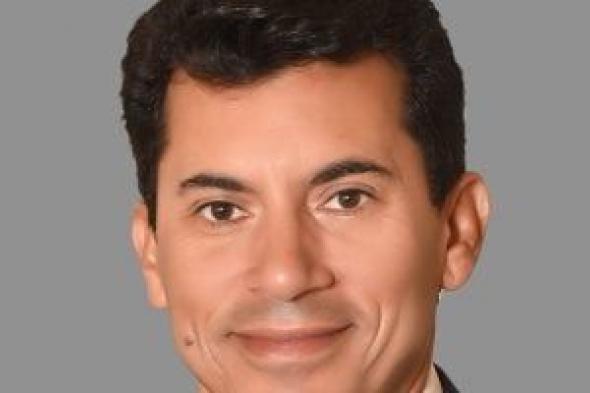 وزير
الرياضة
يكلف
لجنة
لبحث
مذكرة
رسمية
وشكوى
تتضمن
مخالفات
باتحاد
القوة
البدنية