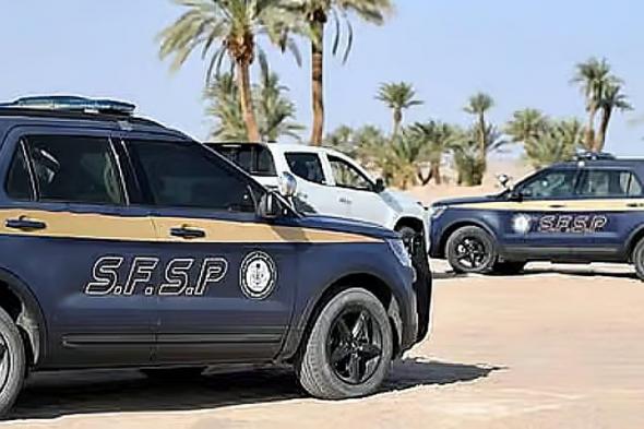 ضبط
    مقيمَين
    من
    الجنسيتين
    المصرية
    والسودانية
    لاستغلالهما
    الرواسب
    بتبوك