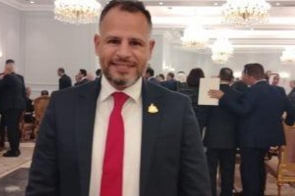 النائب
محمد
فاروق
يوسف:
اليمين
الدستورية
بداية
مسؤولية
وطنية
لا
تقبل
المجاملة