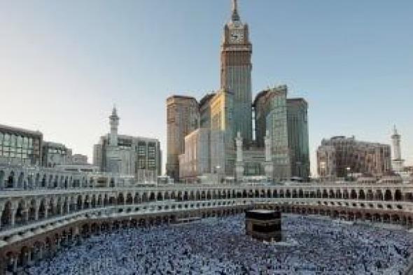 مع
بدء
الإجازات
المدرسية..صحن
المطاف
بالمسجد
الحرام
يكتظ
بالمعتمرين
(فيديو
)