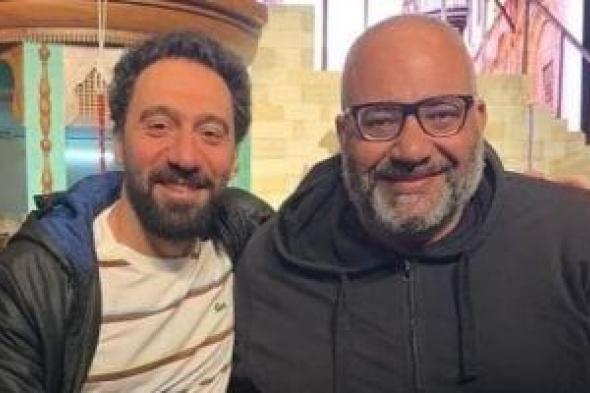 بيومي
فؤاد
يعتذر
لـ
محمد
سلام
بعد
الخلاف:
ما
حدث
خرج
عن
سياقه
الطبيعي