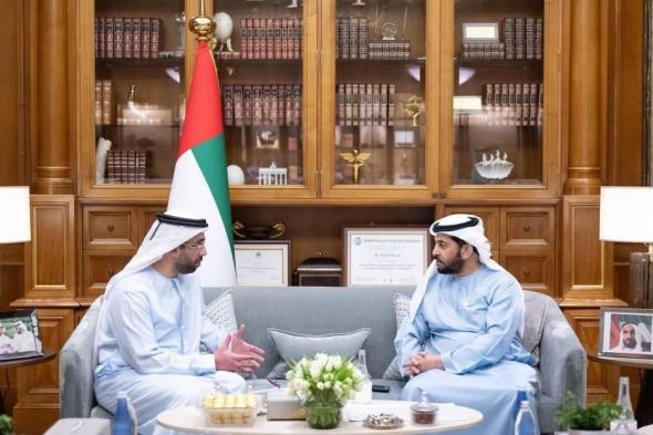 حمدان
      بن
      زايد:
      الحلول
      الذكية
      تعزز
      جاهزية
      قطاعي
      الطاقة
      والمياه