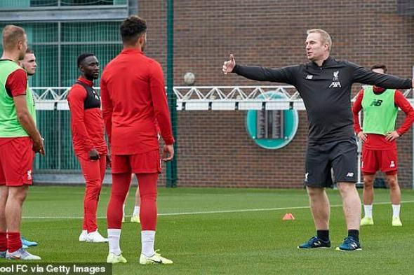 أرسنال
      يستعين
      بمدرب
      رميات
      ليفربول
      لتعزيز
      الصدارة