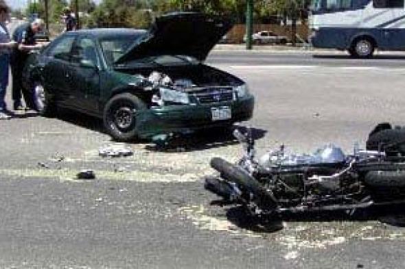 إصابة
شخصين
فى
حادث
تصادم
موتوسيكل
بسيارة
نقل
فى
سوهاج