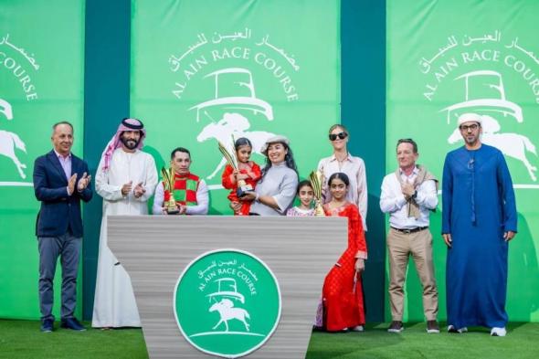 «زاخر»
      و«قصائد»
      يخطفان
      الأضواء
      في
      مضمار
      العين