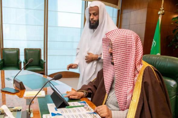 تدشّين
    المرحلة
    الثانية
    من
    برنامج
    توعية
    المعتمرين
    لموسم
    1447هـ