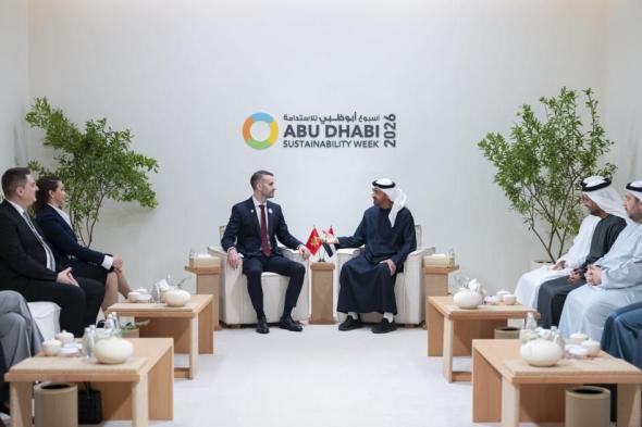 محمد
      بن
      زايد
      ورئيس
      وزراء
      مونتينيغرو
      يبحثان
      العلاقات
      وسبل
      تعزيزها