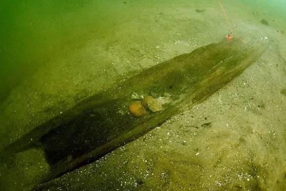 حضارة
      عمرها
      آلاف
      السنين
      في
      بحيرة
      أمريكية