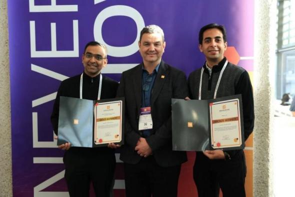 «تيتر»
      تفوز
      بجائزة
      الذهب
      من
      QS
      عن
      فئة
      الابتكار
      في
      تعليم
      إدارة
      الأعمال