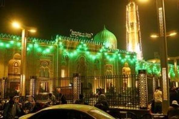 «الليلة
الكبيرة»..
الآلاف
يختتمون
احتفالات
مولد
السيدة
زينب
(صور)