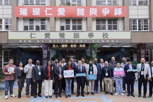 برنامج
      للتبادل
      التعليمي
      العابر
      للحدود
      في
      مجال
      الذكاء
      الاصطناعي