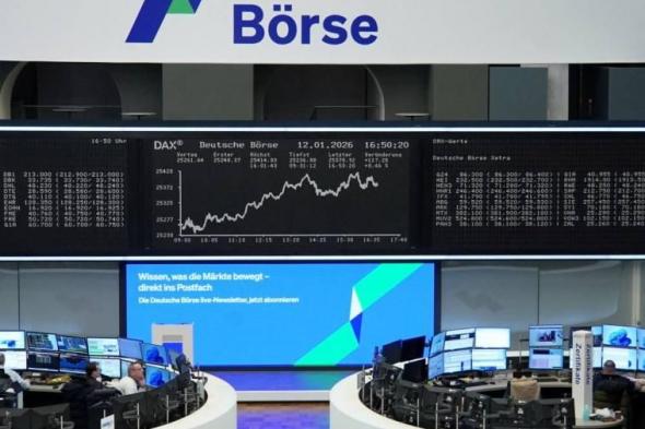 أسهم
      أوروبا
      تبلغ
      ذروة
      قياسية
      قبيل
      صدور
      بيانات
      التضخم
      الأمريكية