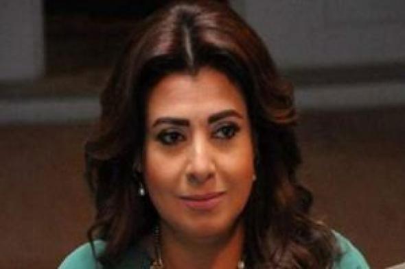 عشرة
العمر..
نشوى
مصطفى
تحيى
ذكرى
ميلاد
زوجها