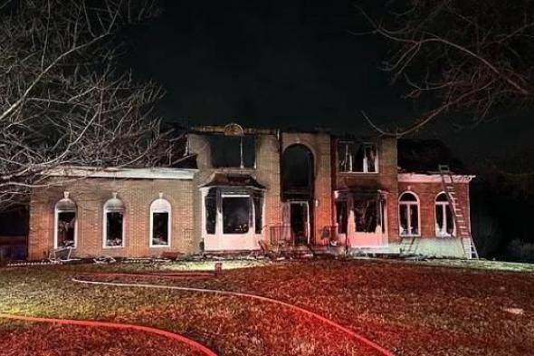 مصباح
      تدفئة
      يحرق
      منزلاً
      بمليون
      دولار