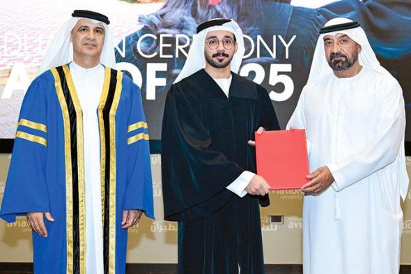 «الإمارات للطيران» تخرّج 379 طالباً بينهم 121 مواطناً