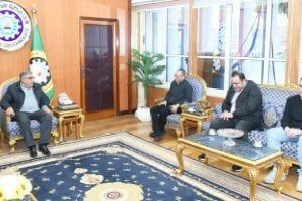 محافظ
الدقهلية
يستقبل
مساعد
وزير
الصحة
قبل
تفقده
عدد
من
المستشفيات