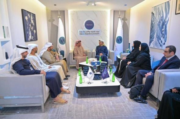 «تريندز»
      و«تنمية
      المجتمع»
      في
      أبوظبي
      يبحثان
      التعاون
