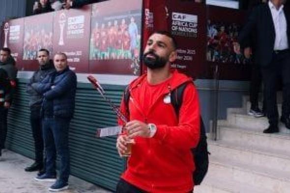 شاهد
تحرك
منتخب
مصر
إلى
ملعب
إبن
بطوطة
لمواجهة
السنغال
بأمم
إفريقيا