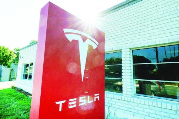 نظام
      «تيسلا»
      للقيادة
      الذاتية
      باشتراك
      شهري