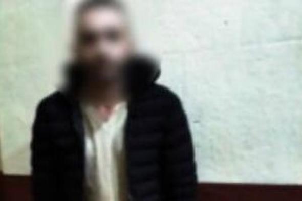 ضبط
متهم
ببيع
مشروبات
كحولية
مغشوشة
بدون
ترخيص
فى
الإسكندرية