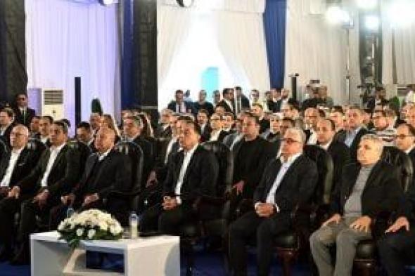 رئيس
لشركة
البحر
الأحمر
لتداول
الحاويات:
افتتاح
محطة
RSCT
علامة
فارقة