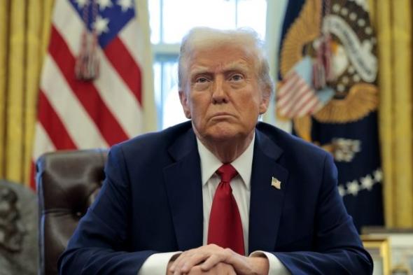 ترامب:
      حكومة
      إيران
      قد
      تسقط
      بسبب
      الاضطرابات