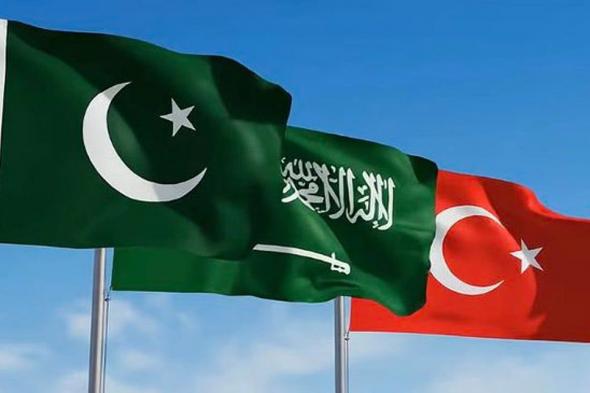 وزير
    الإنتاج
    الدفاعي
    الباكستاني:
    اتفاق
    دفاعي
    ثلاثي
    مع
    السعودية
    وتركيا
    قيد
    الإعداد