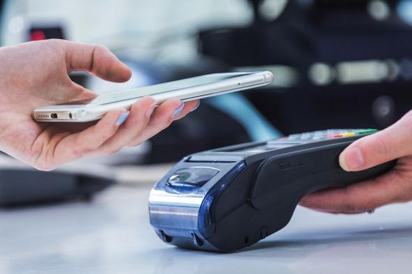 «فيزا»: 68% من المستهلكين في الإمارات يدفعون «رقمياً»