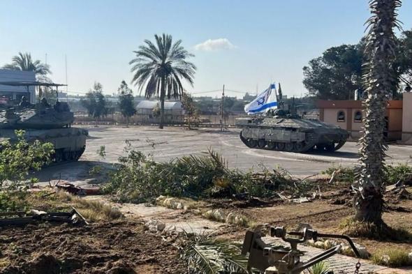 يديعوت:
إسرائيل
تستعد
لفتح
معبر
رفح
بـ
"قيود
مشددة"
ودخول
محدود