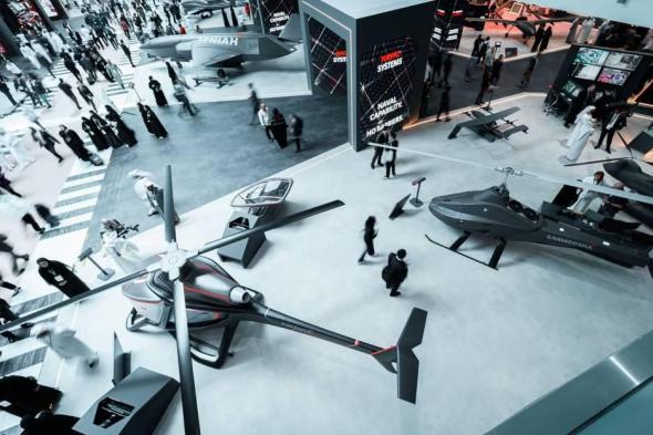 ايدج
      تُدشن
      مشاركتها
      الأولى
      في
      «ديمكس»
      الدوحة