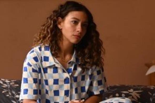 جلا
هشام
بعد
انتهاء
ميدتيرم:
باى
يا
أحلى
حاجة
حصلتلى
فى
حياتى..
صور