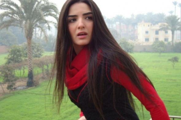 فنانة مصرية: عرفت خبر طلاقي من الفيسبوك