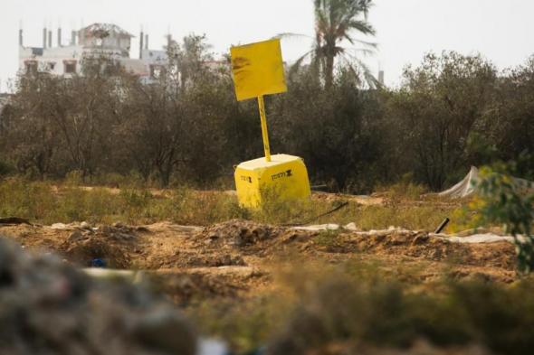 بالصور:
إعادة
ترسيم
صامتة:
إسرائيل
تمد
“الخط
الأصفر”
إلى
عمق
غزة!