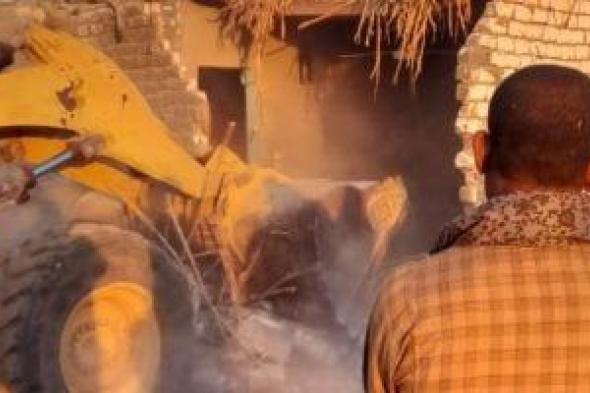 إزالة
10
حالات
تعدى
على
الأراضى
الزراعية
وأملاك
الدولة
بقرى
مركز
سوهاج